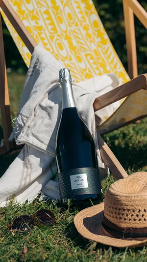 Zelna Magnum Brut Pezsgő